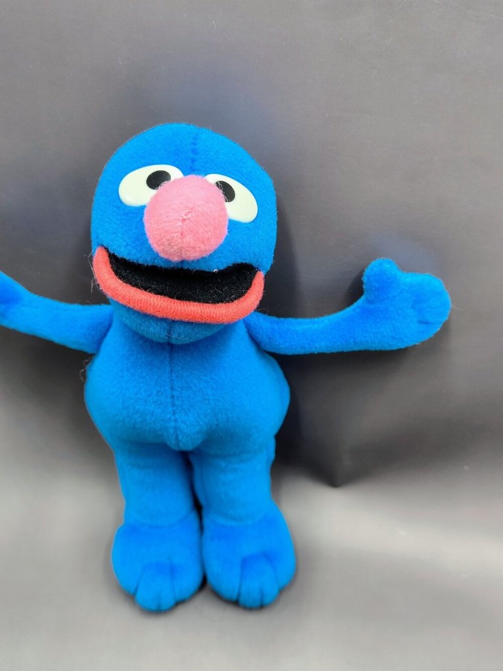 Rare Sesame Street Grover Walking Finger Puppet Plush from Gund 2006 7"